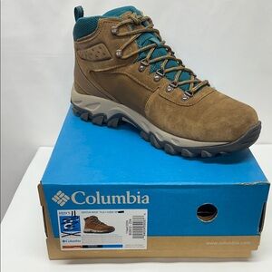 Columbia Newton Ridge Plus II hiking boots  NWT Size 11